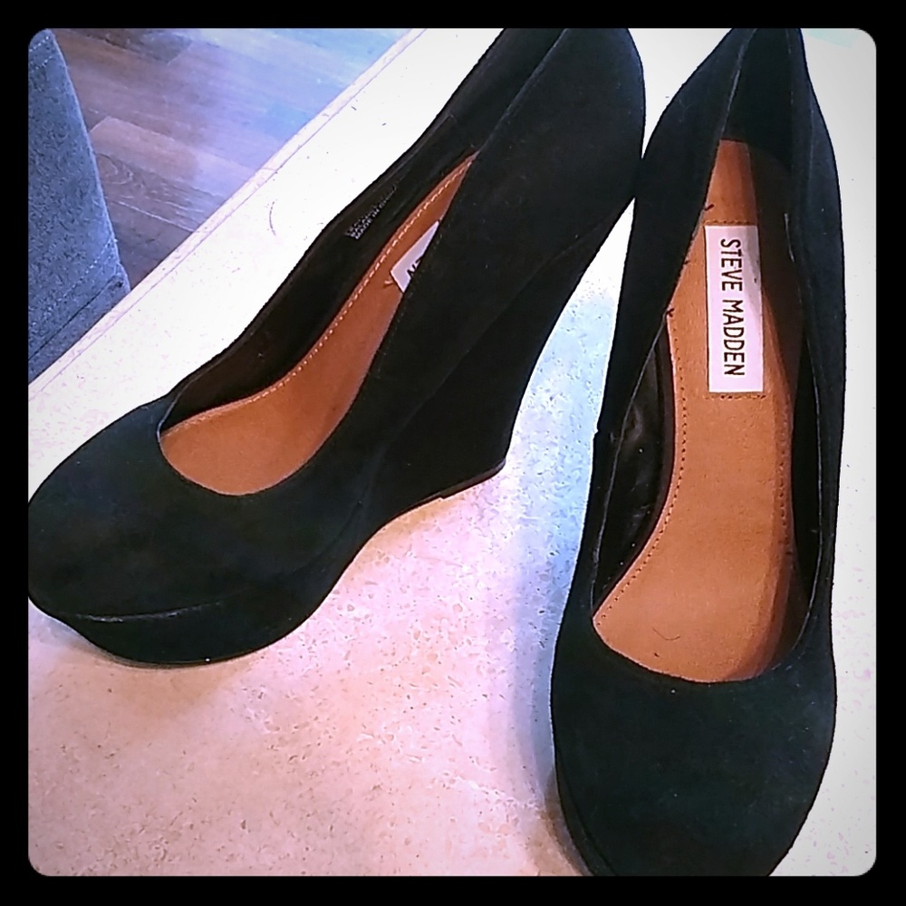 suede green birkenstocks